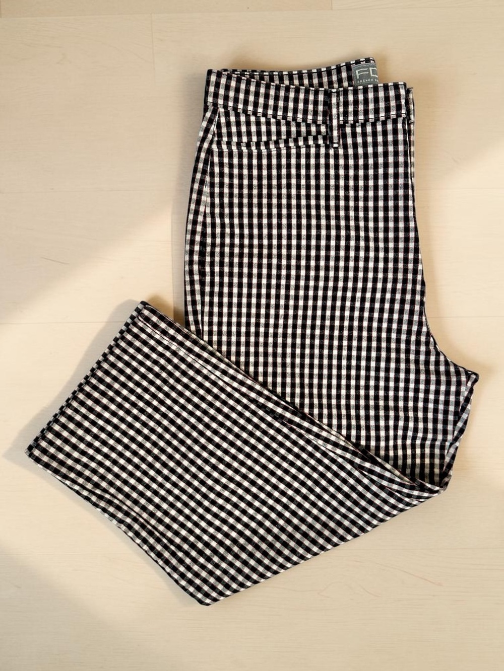 Black, White & Red Gingham Capris Pants Woman Size 14